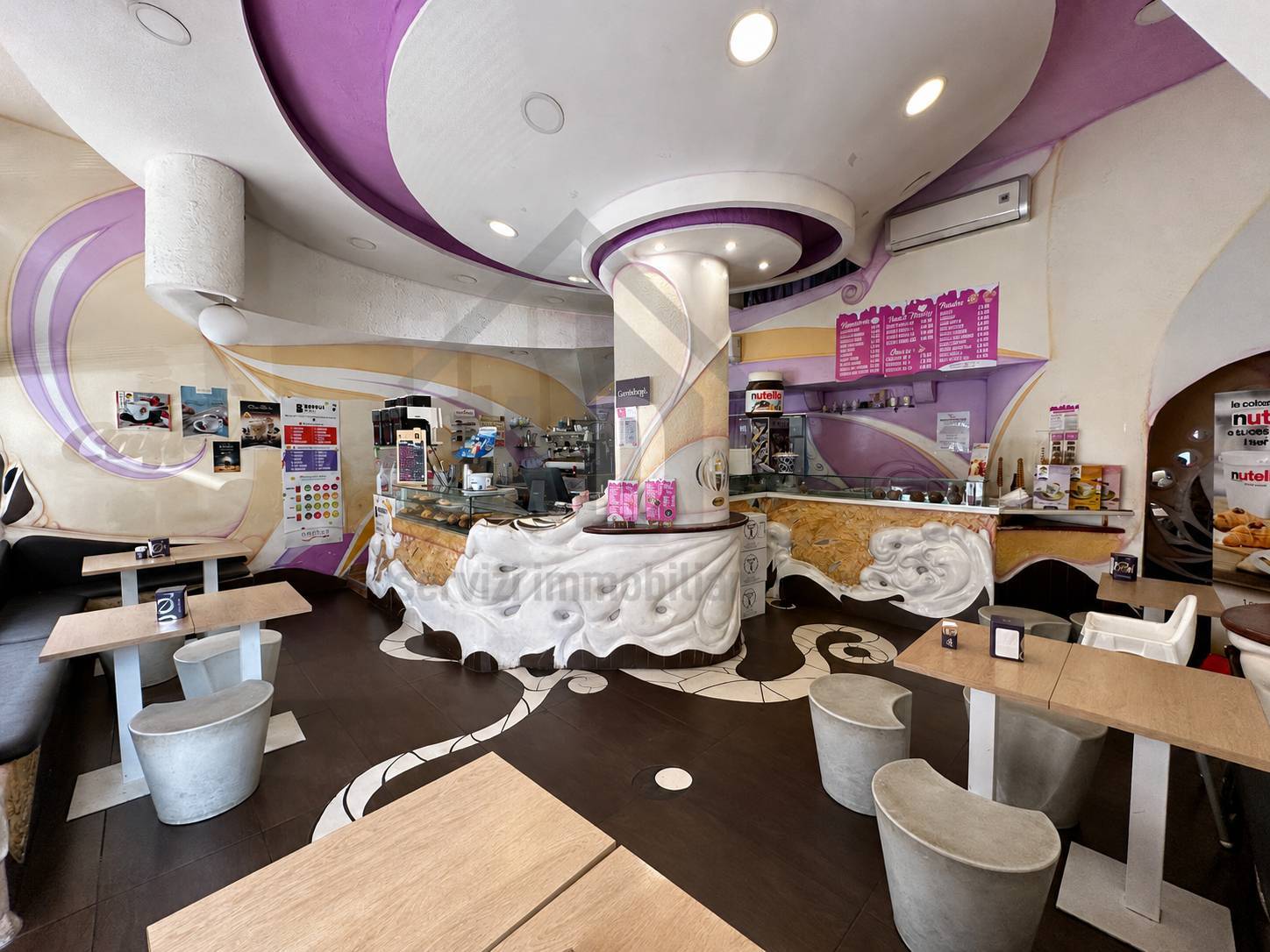 Locale commerciale in vendita a Cosenza