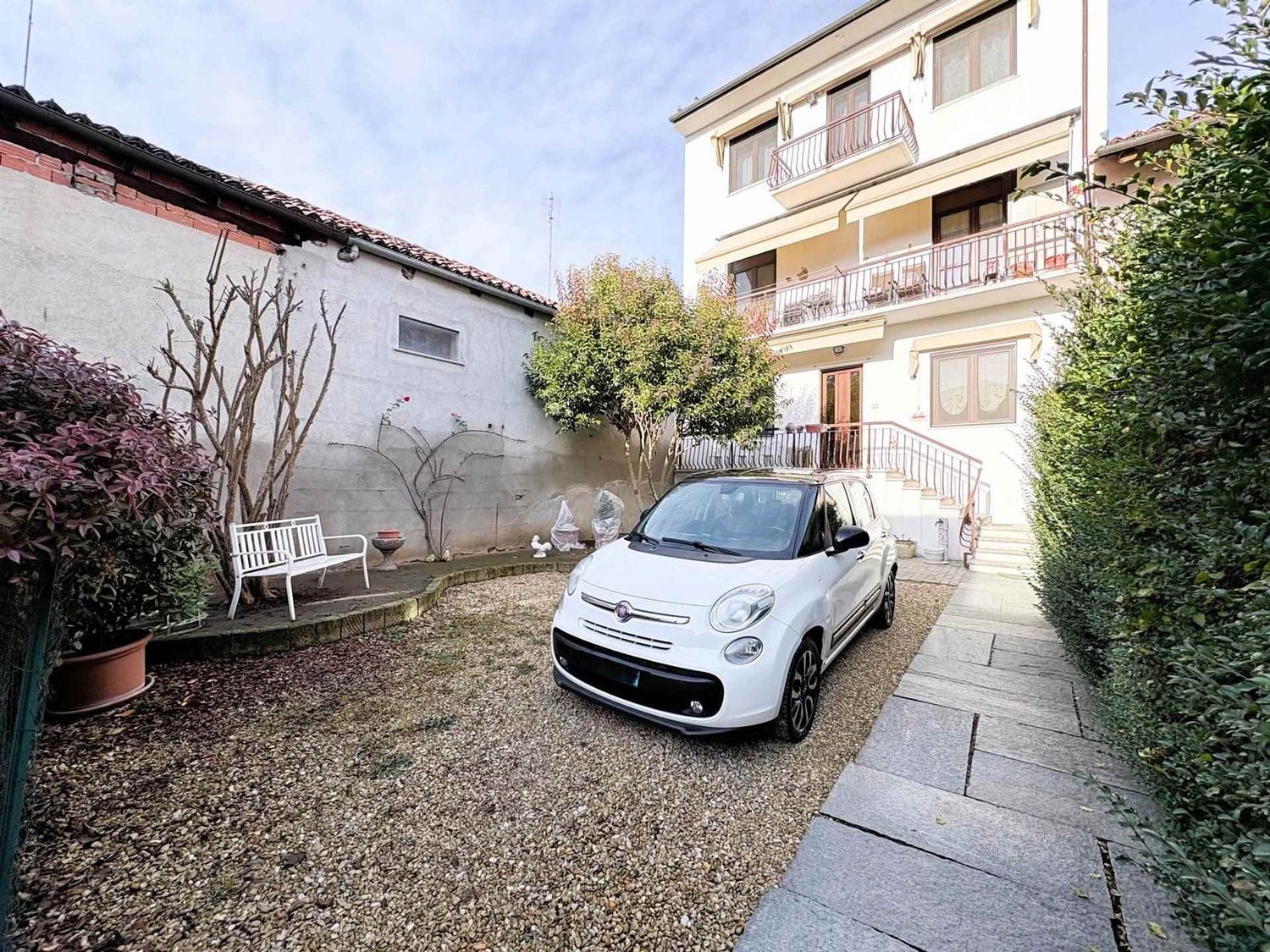 Villa in vendita in via vittorio emanuele 20, Castelnuovo Don Bosco