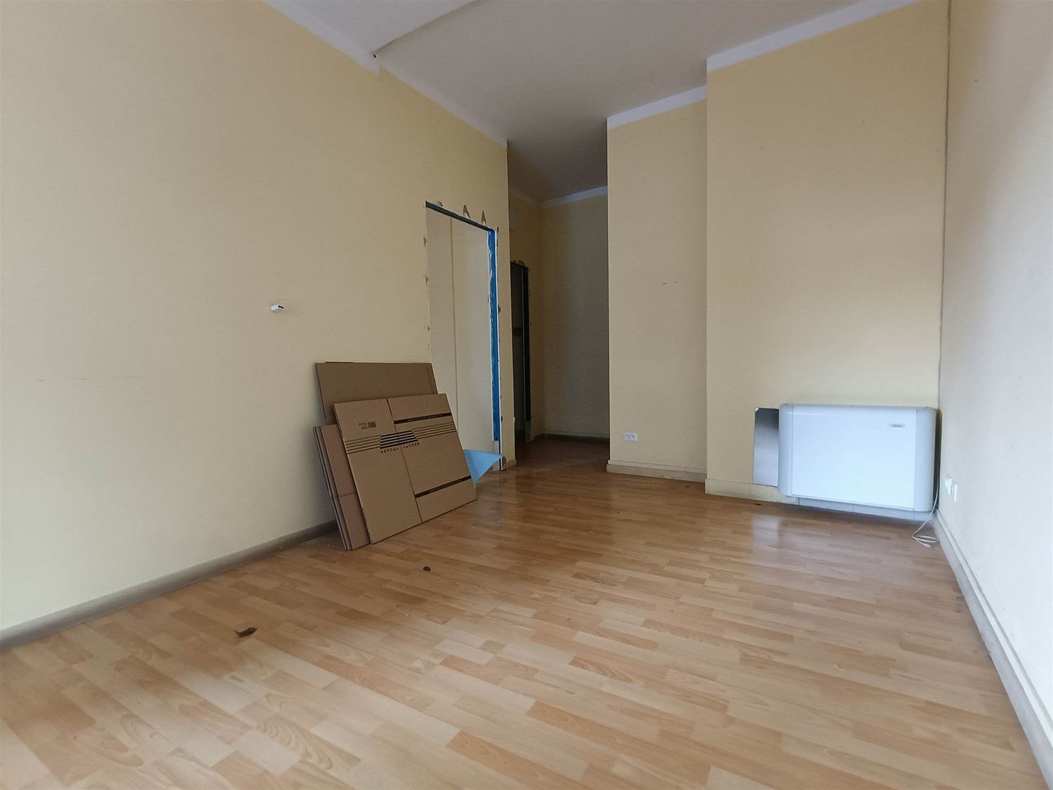 Locale commerciale in affitto in via roma 12, Chieri