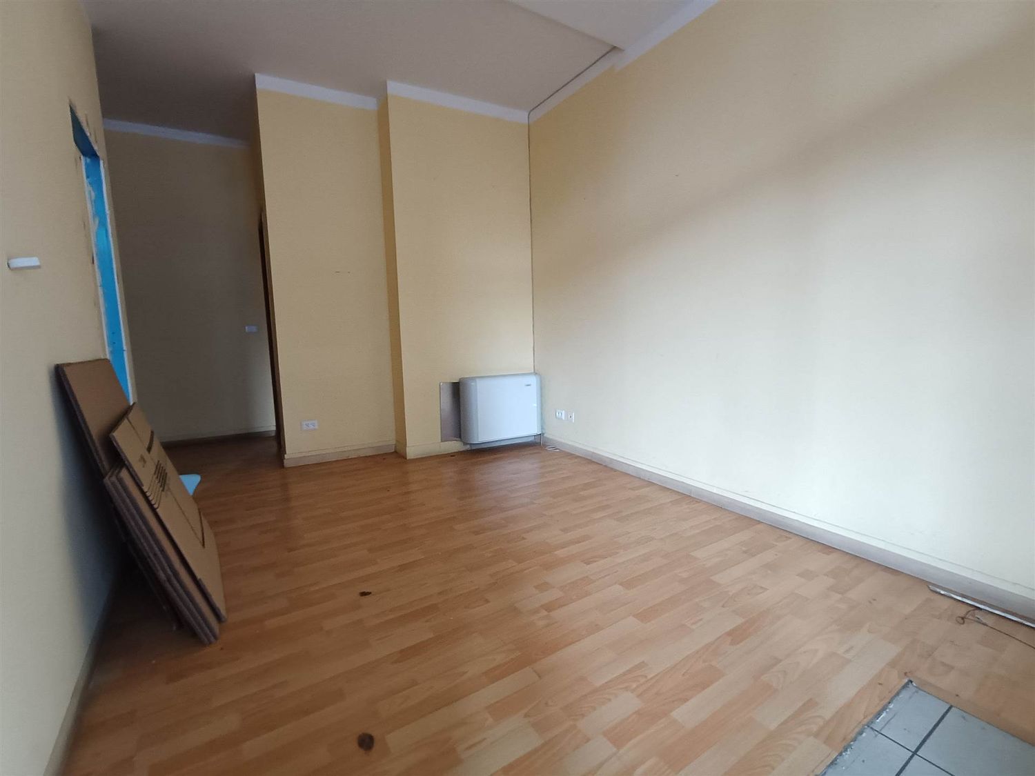 Locale commerciale in affitto in via roma 12, Chieri