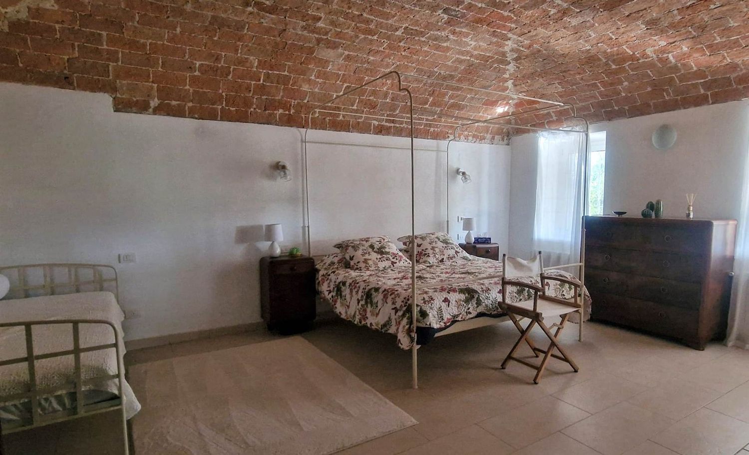 Rustico in vendita in strada valle tanaro 27, Castagnole delle Lanze