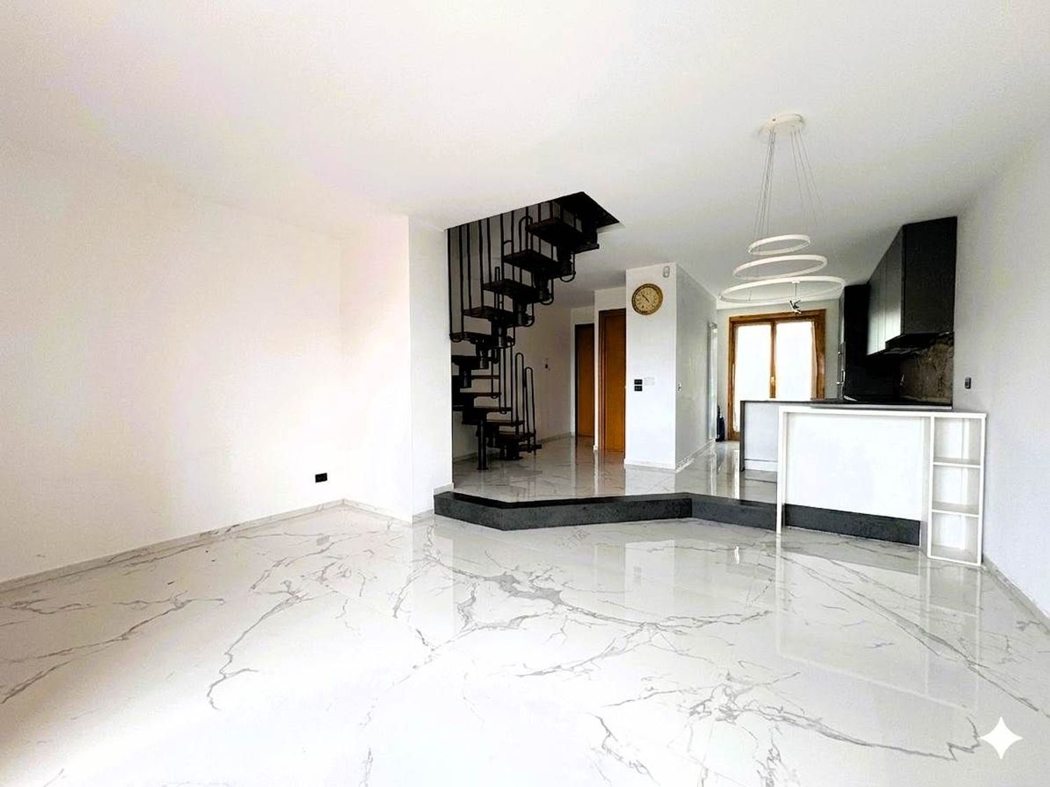 Loft in vendita in strada strada cambiano 220, Chieri