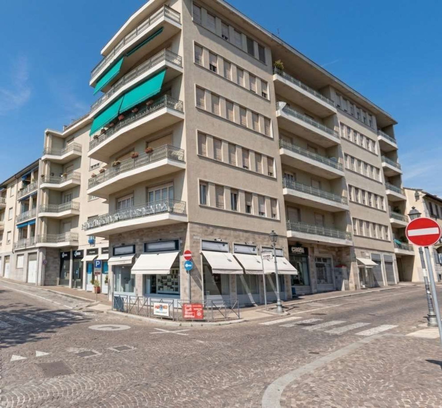 Trilocale in vendita in via via guglielmo marconi 1, Chieri