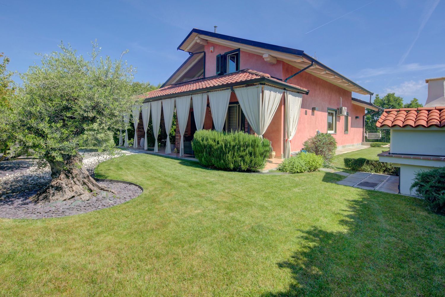Villa in vendita in via via giuseppe mazzini 2, Pralormo