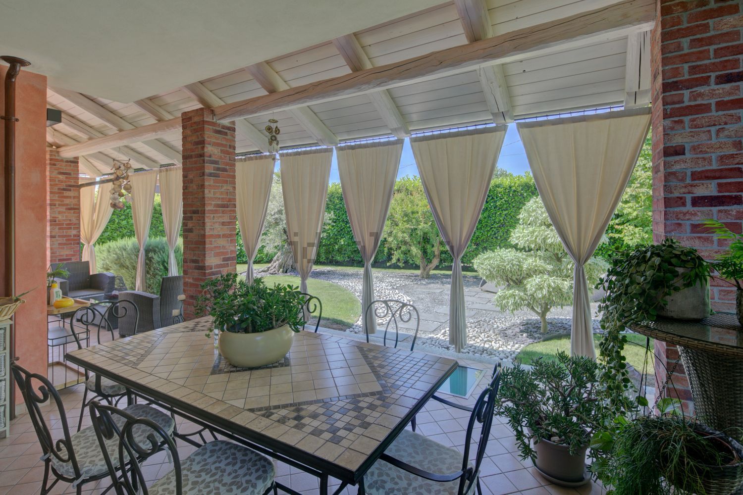 Villa in vendita in via via giuseppe mazzini 2, Pralormo