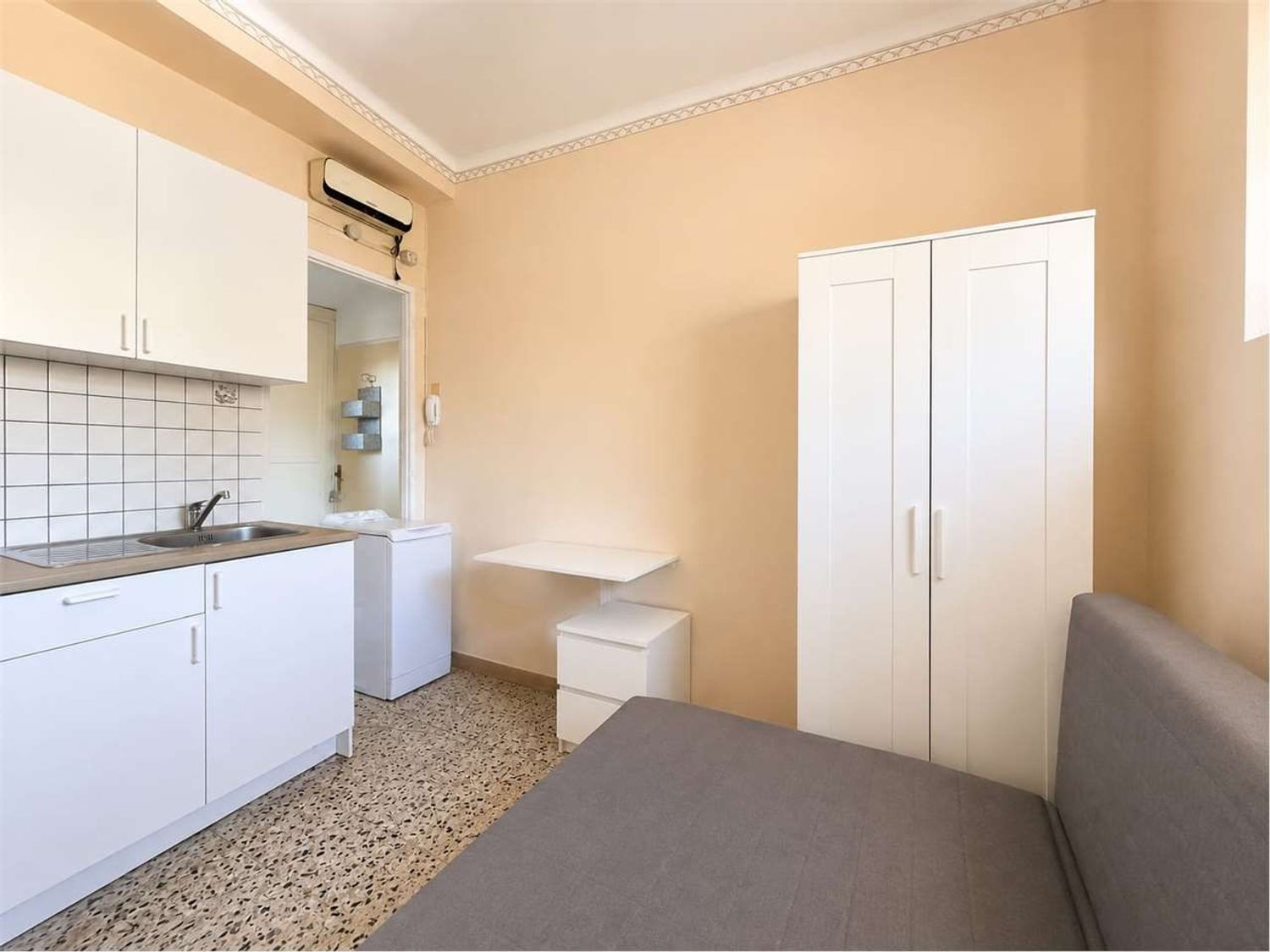 Monolocale in vendita in via via bellane 8, Pino Torinese