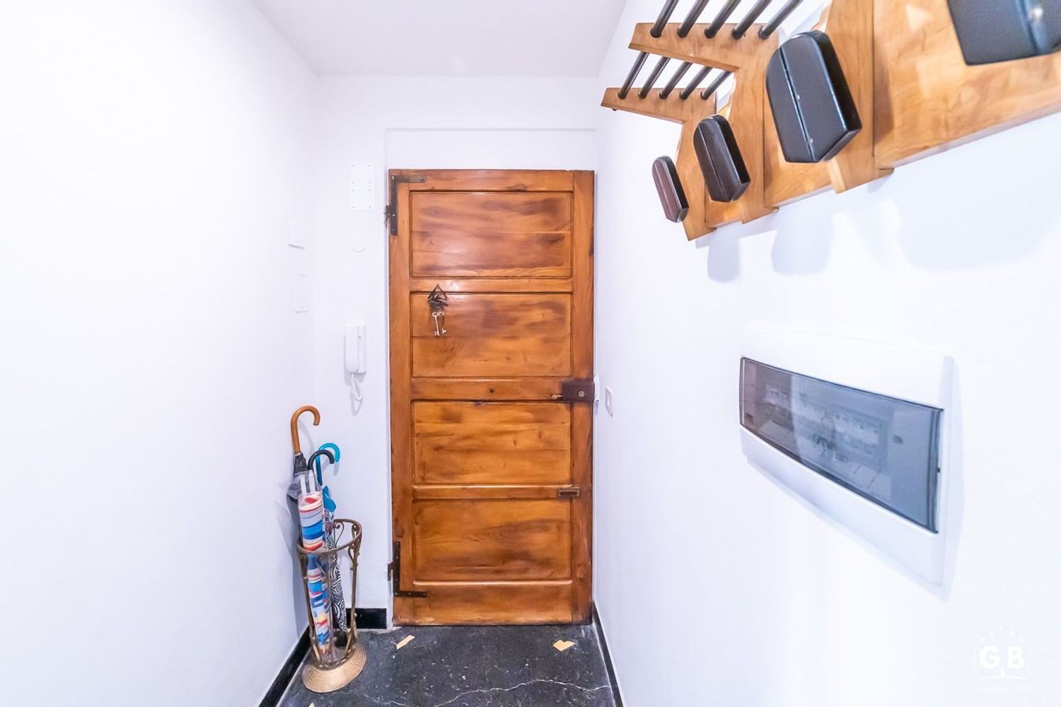 Trilocale vista mare in vico alle cave 28, Cogoleto