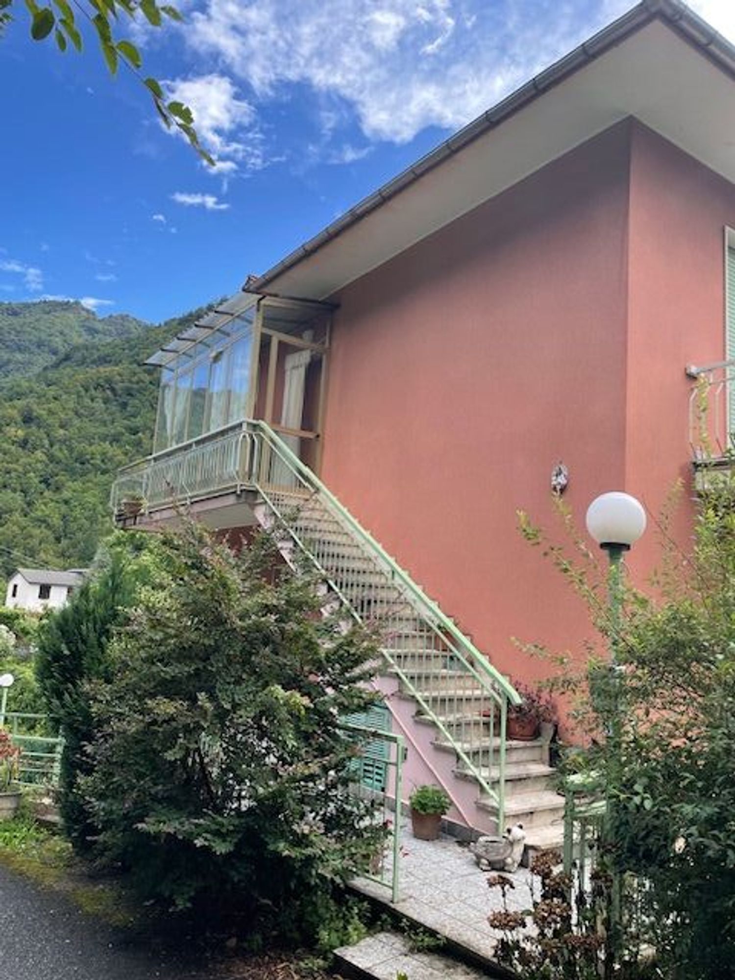 Villa in vendita in via mont 9, Favale di Malvaro