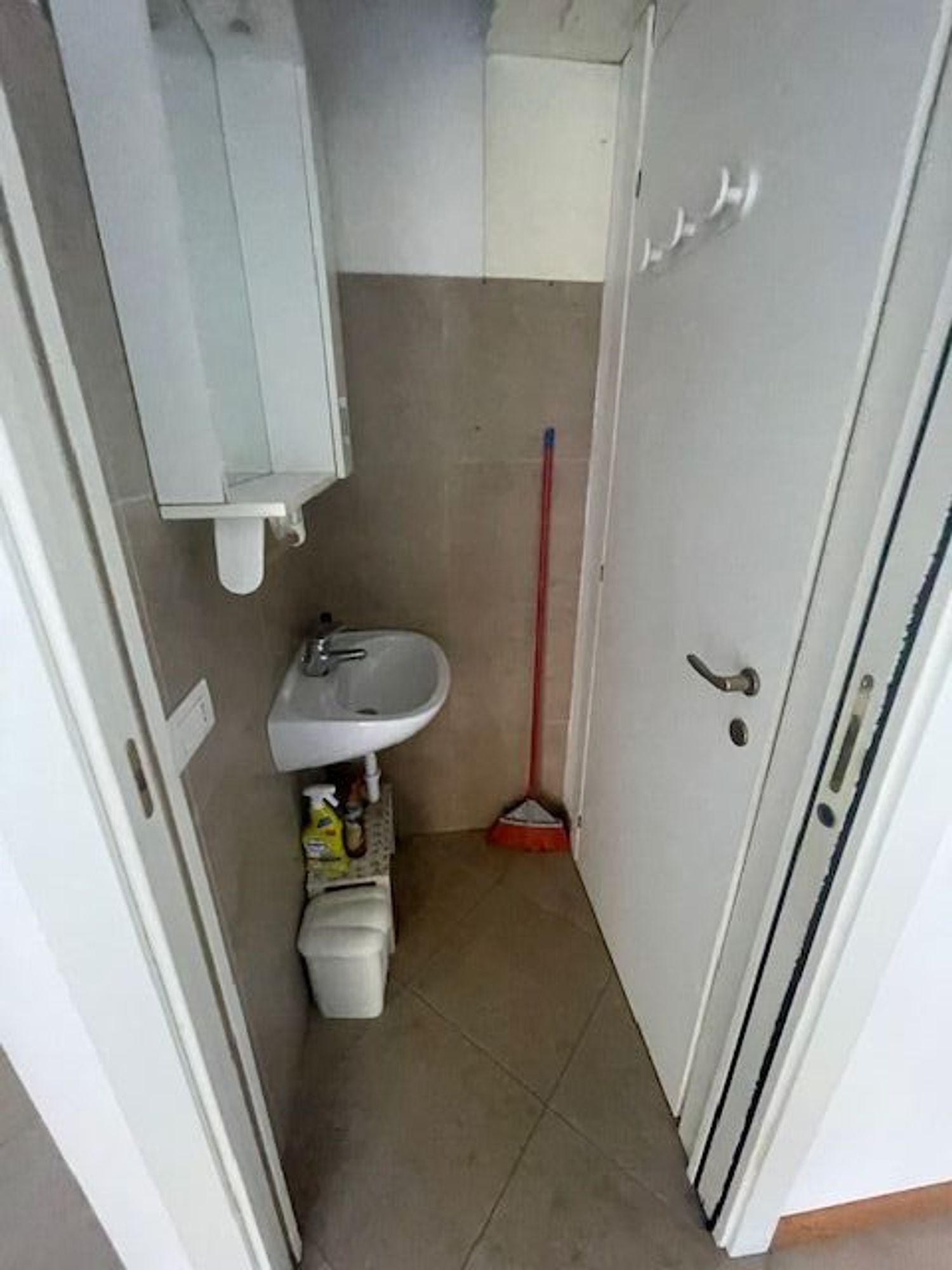 Locale commerciale in affitto in corso italia 23a, Rapallo