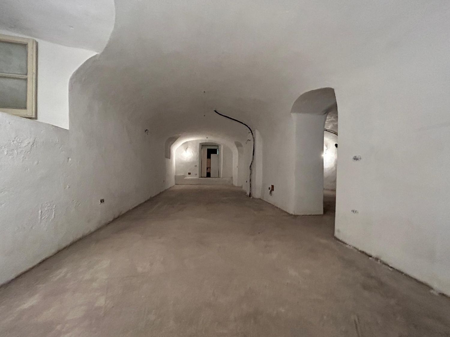 Locale commerciale in vendita in corso corso giuseppe garibaldi 62, Chiavari