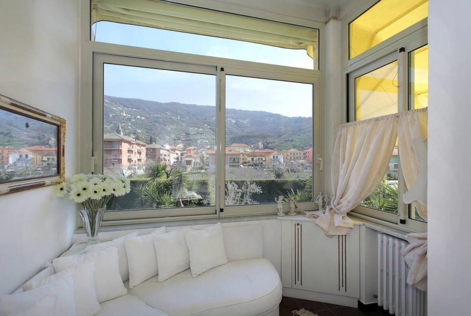 Villa in vendita in via via divisione coduri 10, Cogorno