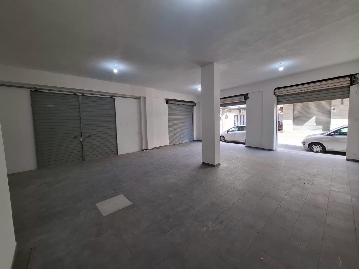 Locale commerciale in affitto in via gaeta 0, Vittoria