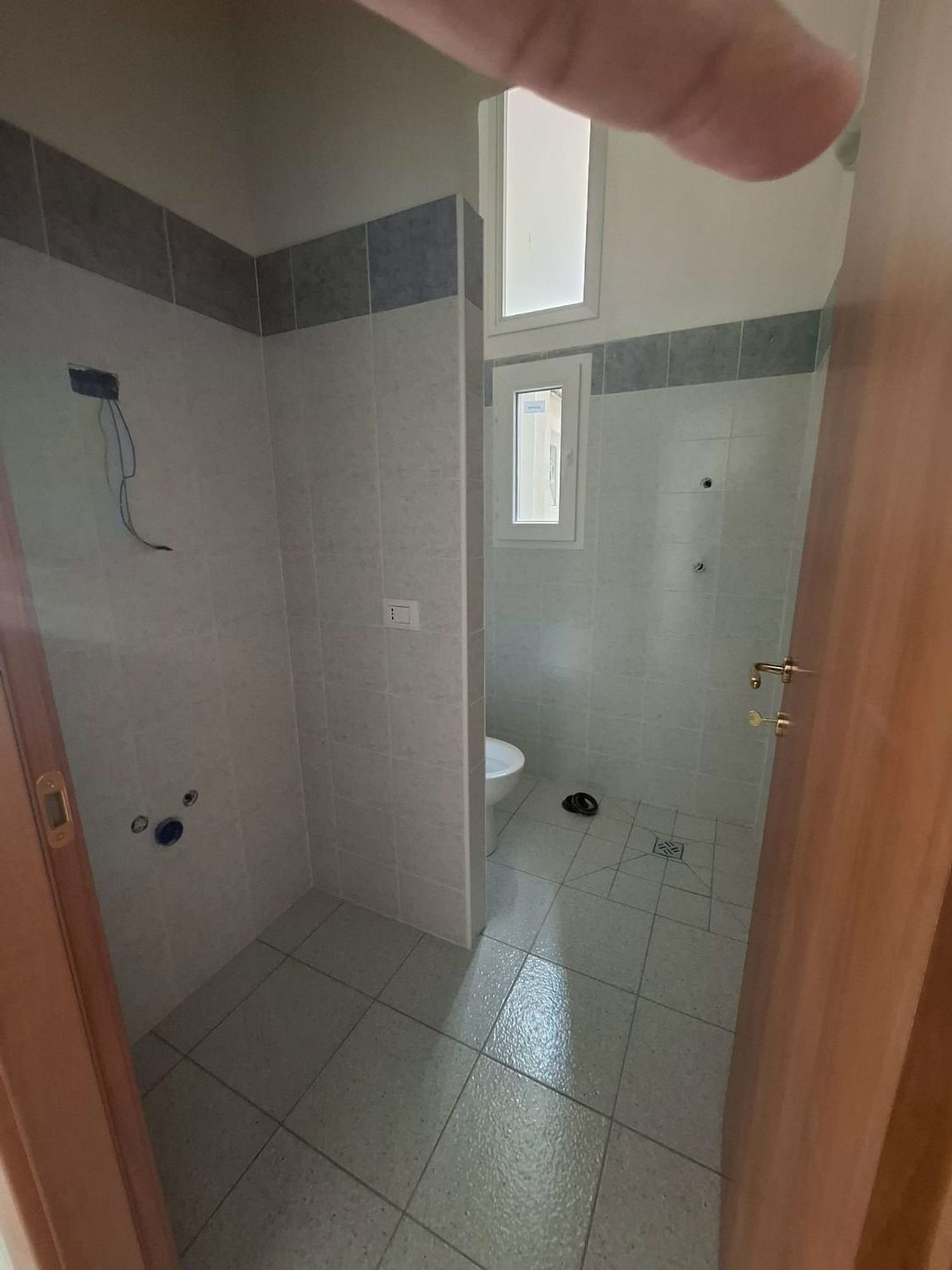 Locale commerciale in affitto in via gaeta 0, Vittoria