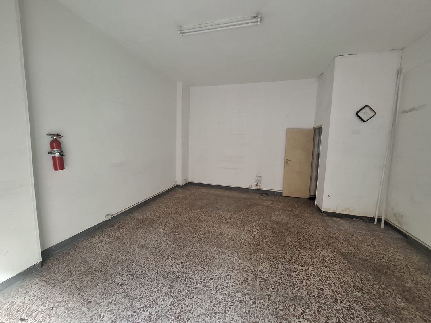 Locale commerciale in affitto in via p. umberto 185, Vittoria