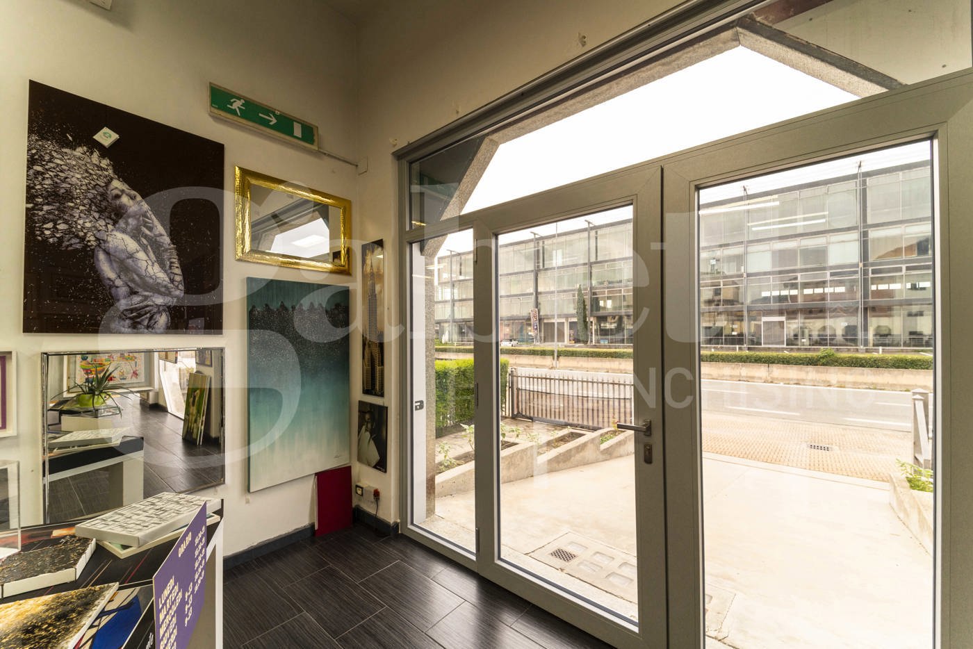 Negozio in affitto a Rosta