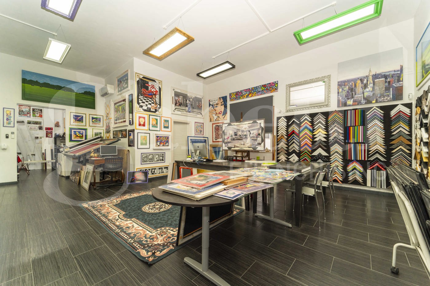 Negozio in affitto a Rosta