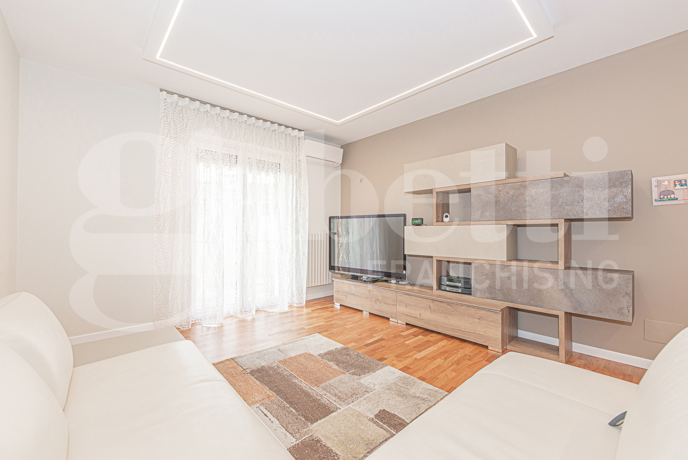 Quadrilocale con box doppio a Rivoli