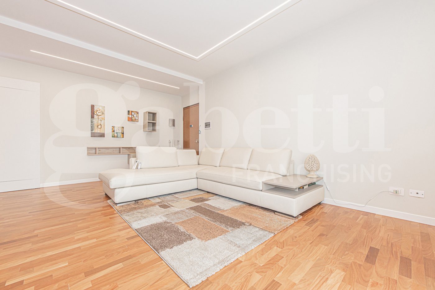 Quadrilocale con box doppio a Rivoli