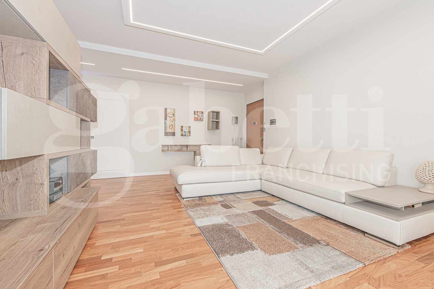 Quadrilocale con box doppio a Rivoli