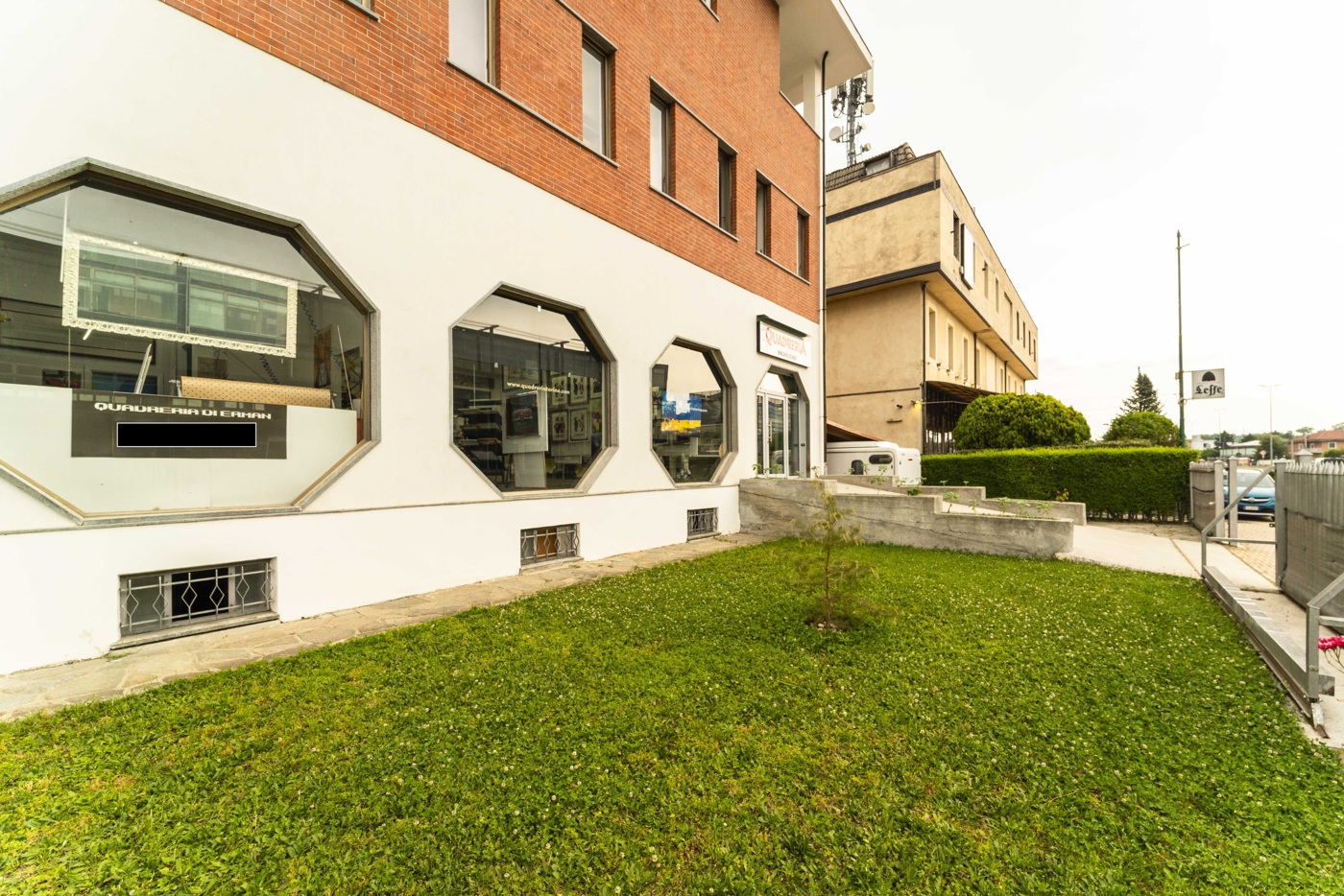 Negozio in affitto a Rosta