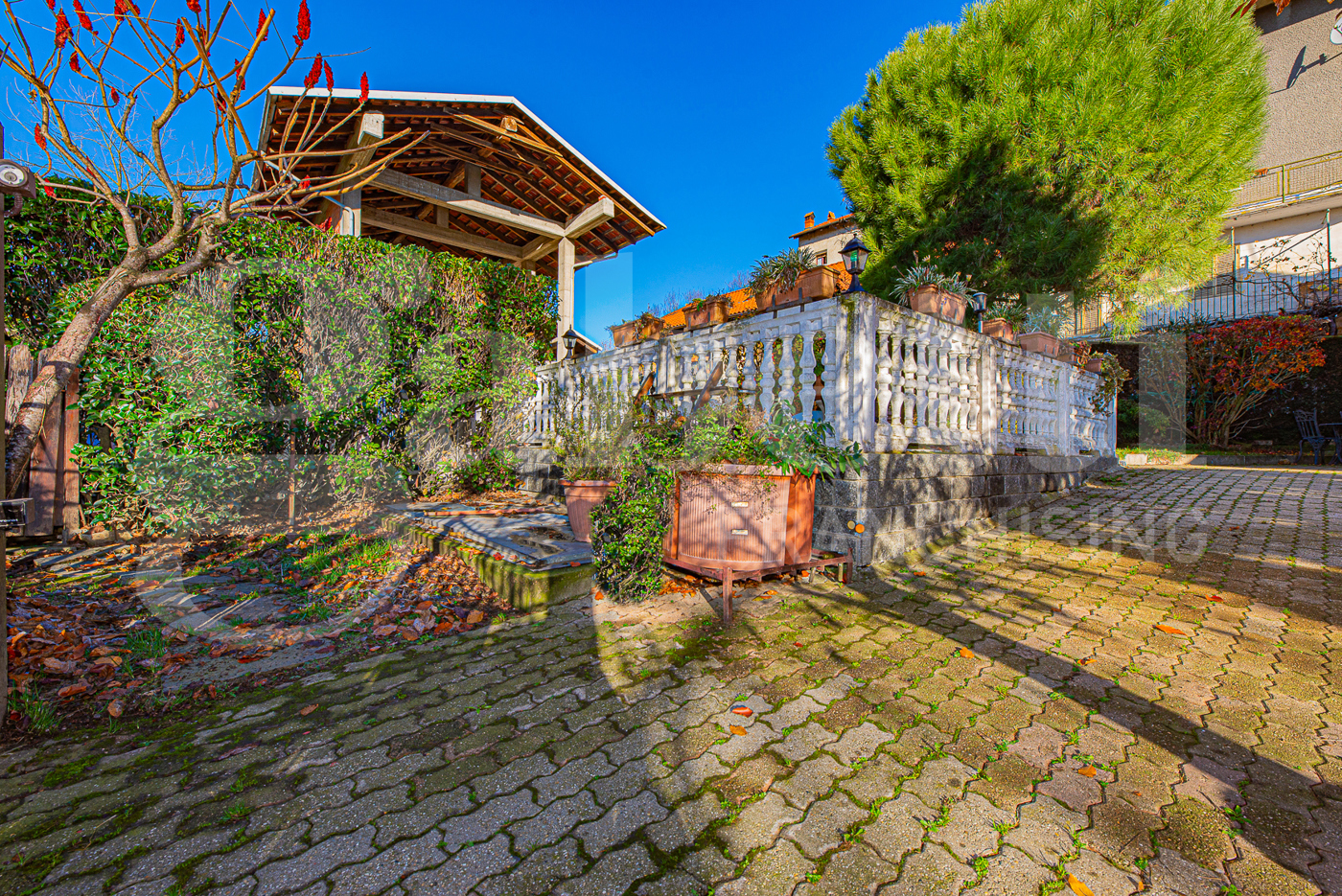 Villa con giardino a Trana