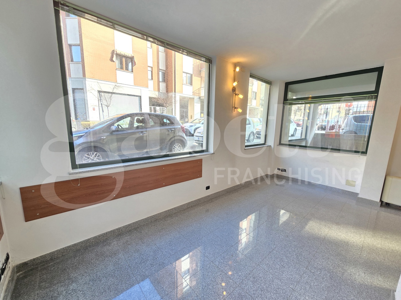 Negozio in vendita a Rivoli