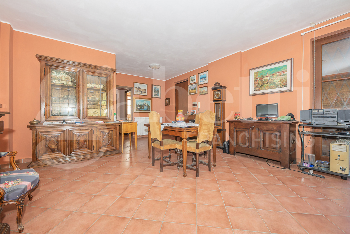 Villa con giardino a Avigliana