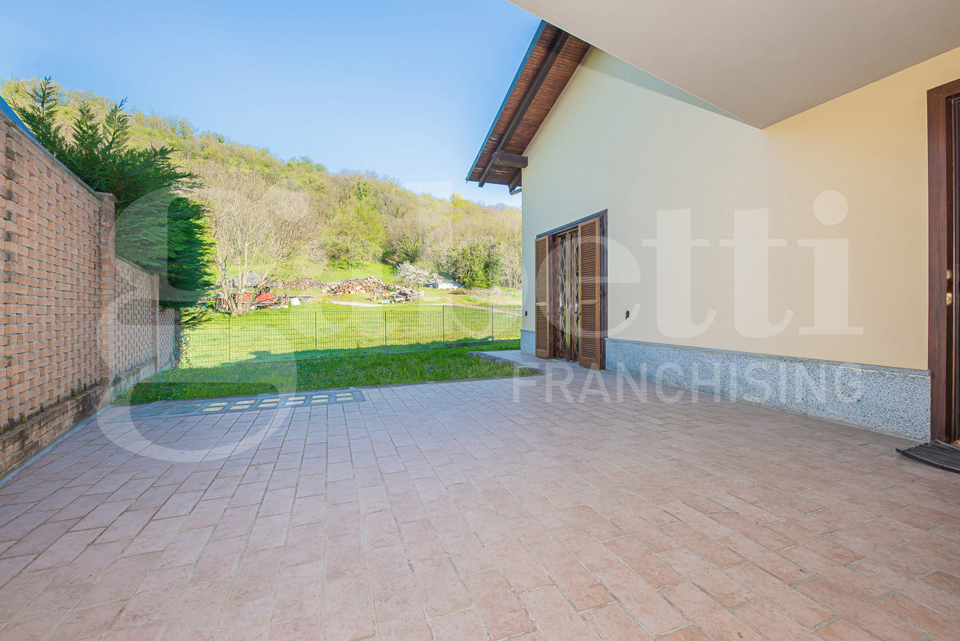 Villa con giardino a Avigliana