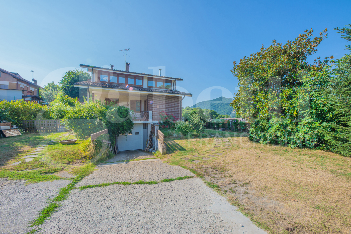 Villa Bifamiliare in vendita a Reano