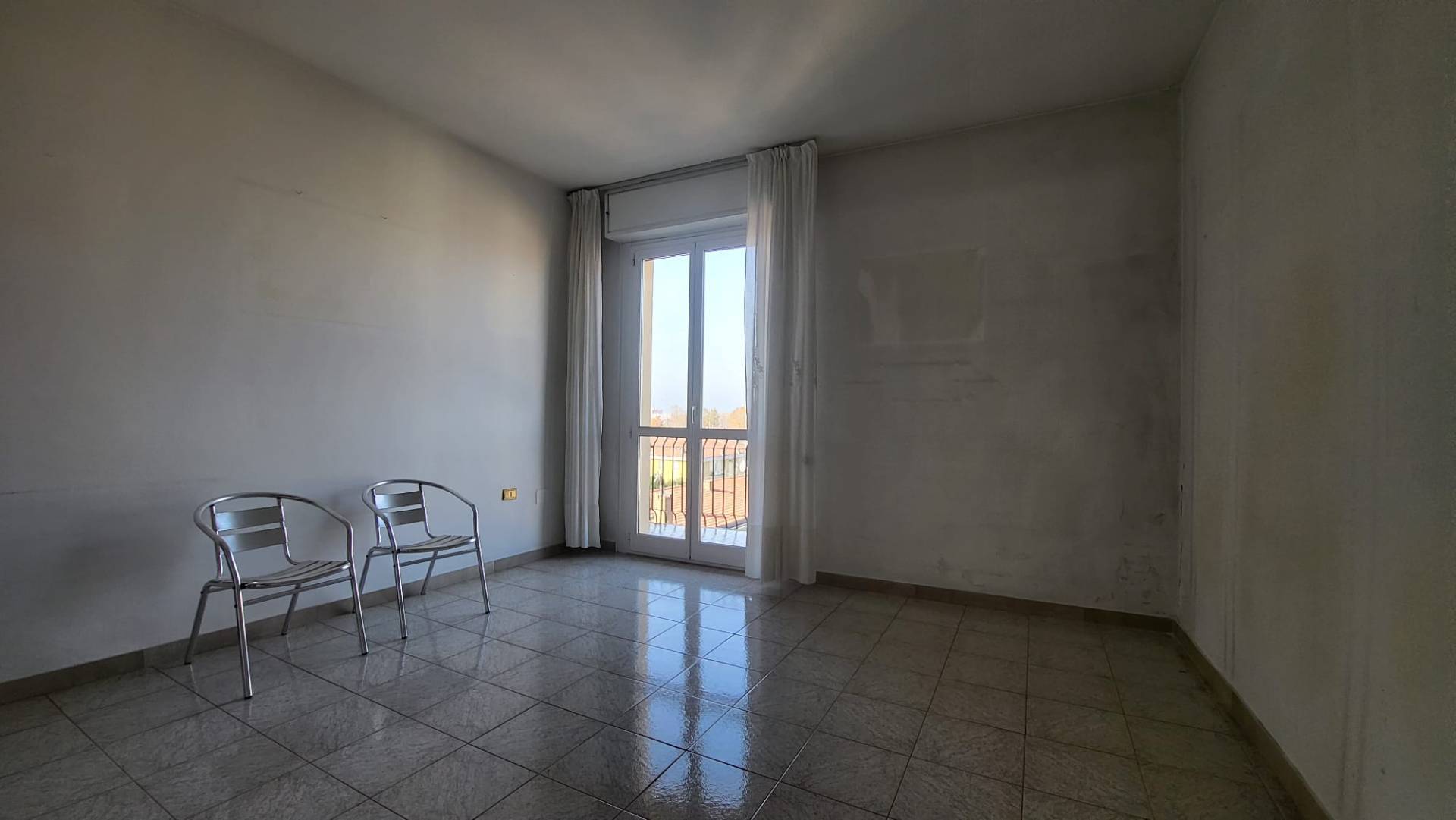 Appartamento in vendita a Modena, San Faustino