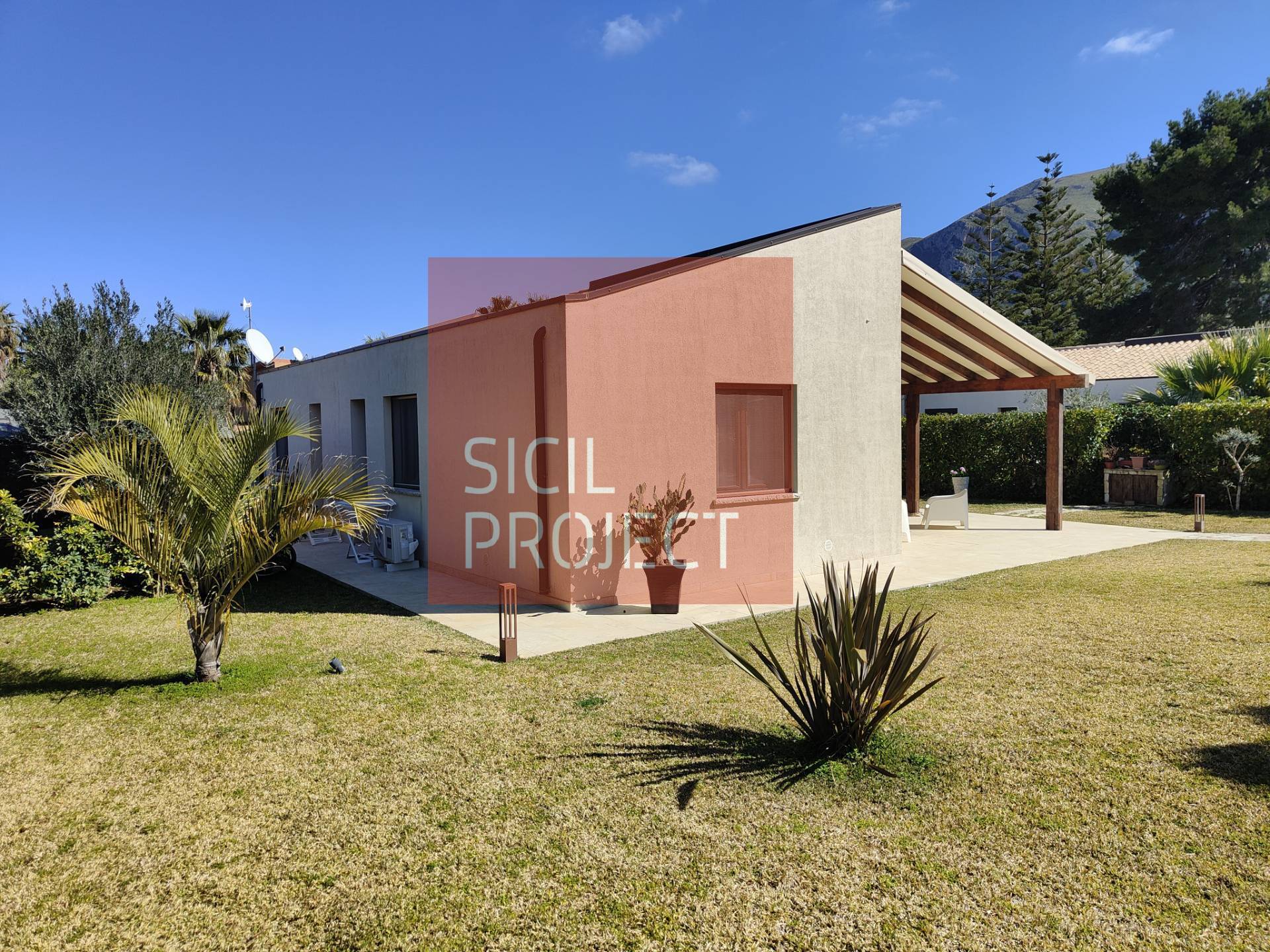 Villa con terrazzo a Castellammare del Golfo