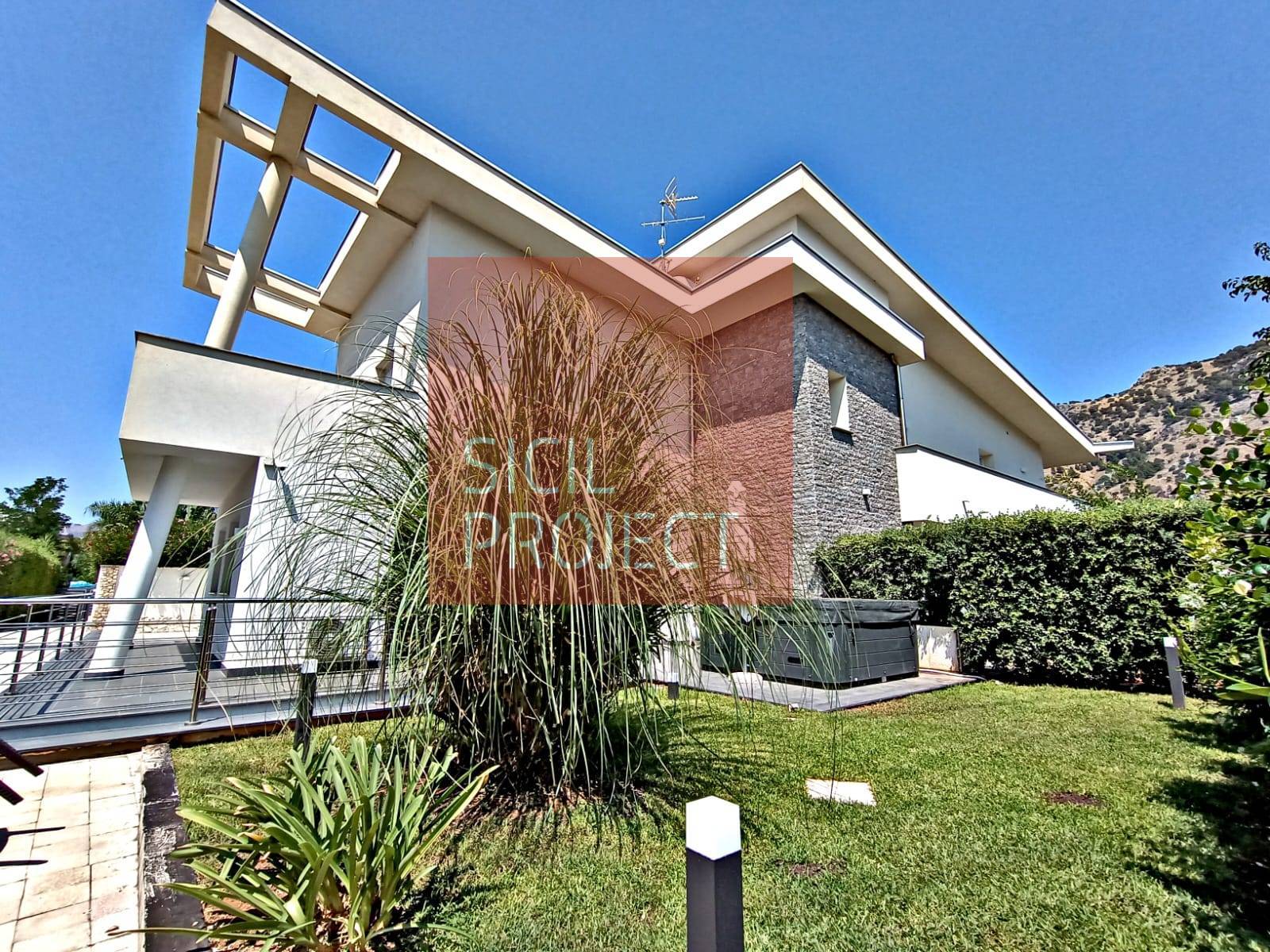 Villette a schiera in affitto a Palermo, Mondello