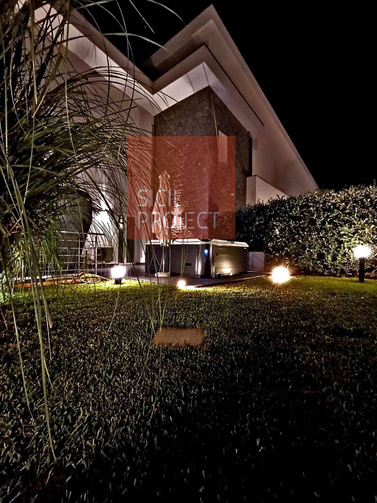 Villette a schiera in affitto a Palermo, Mondello