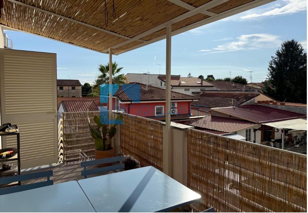 Trilocale con terrazzo, Pietrasanta citt giardino