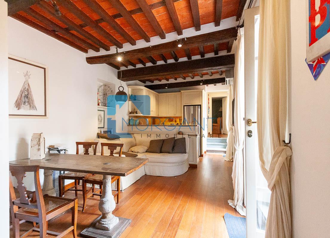 Trilocale in vendita, Pietrasanta centro storico