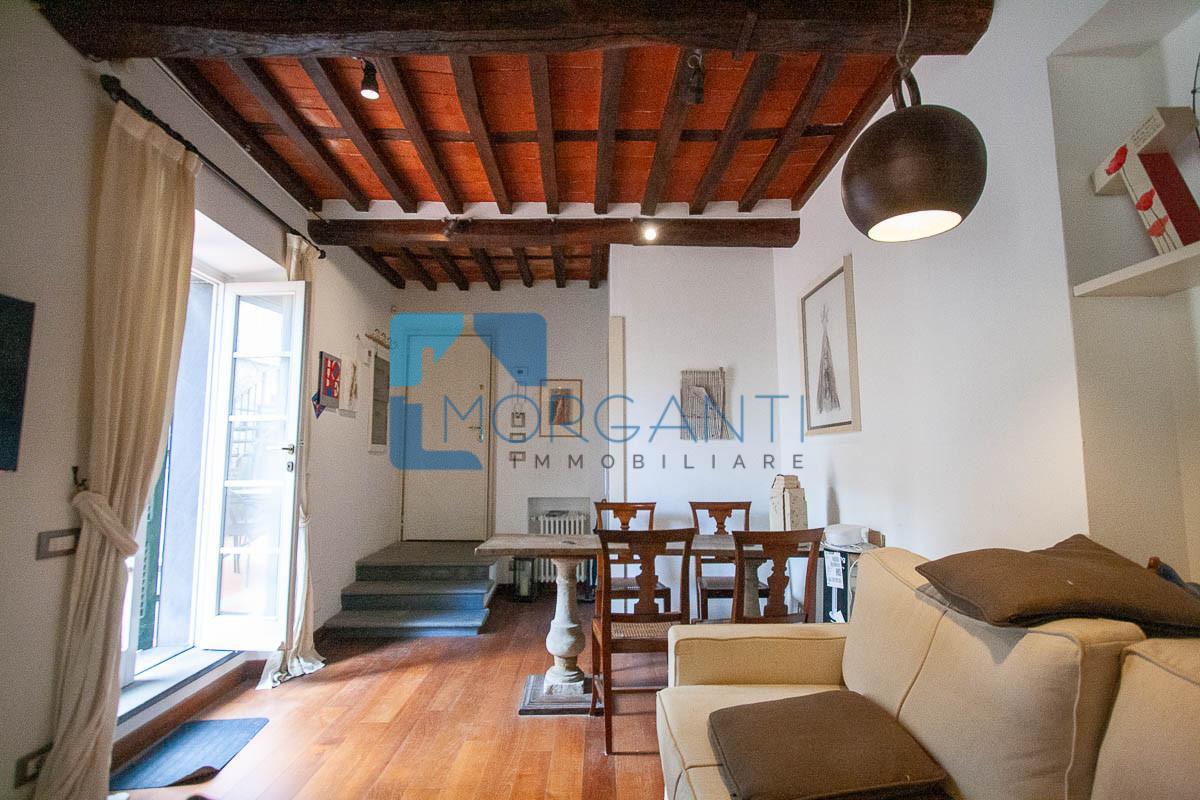 Trilocale in vendita, Pietrasanta centro storico