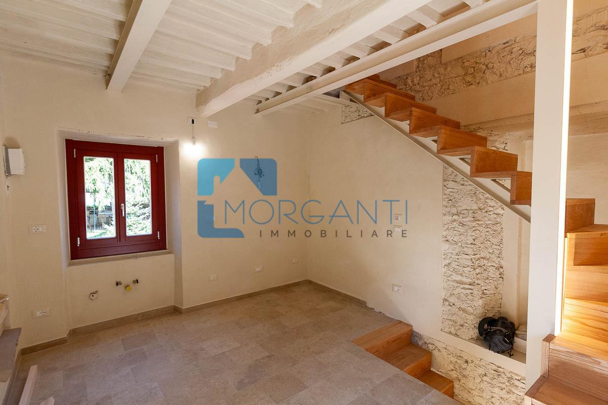 Casa indipendente ristrutturata, Pietrasanta valdicastello carducci