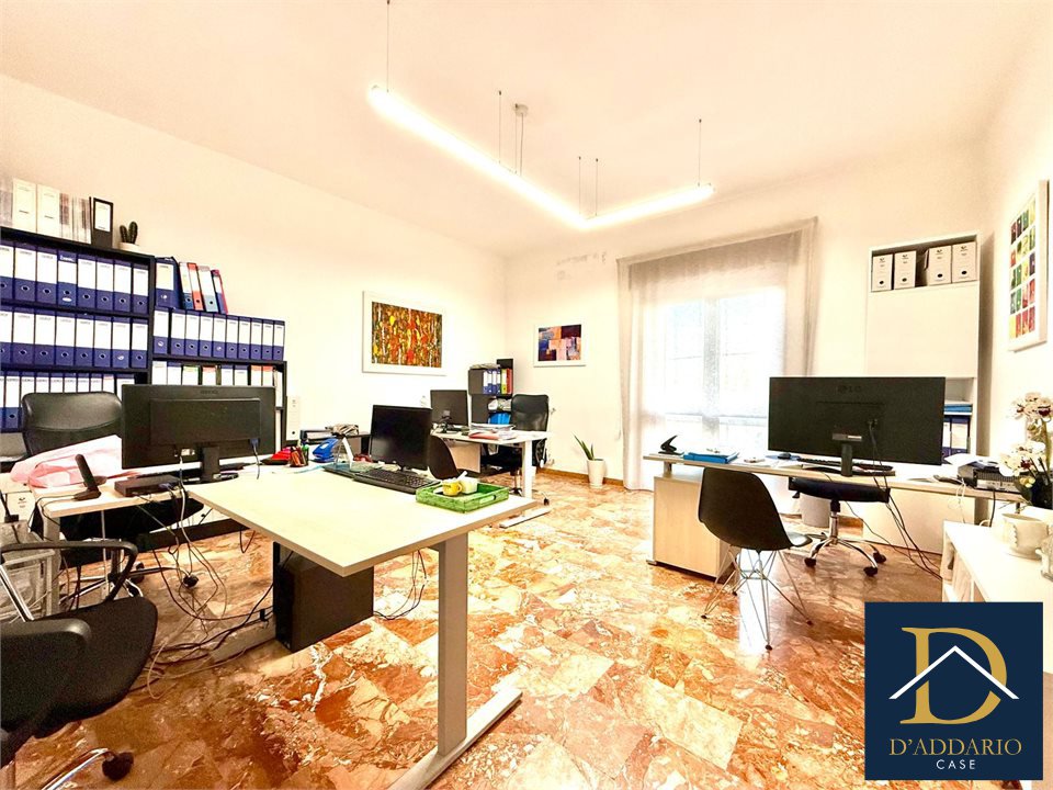 Ufficio in affitto a Taranto