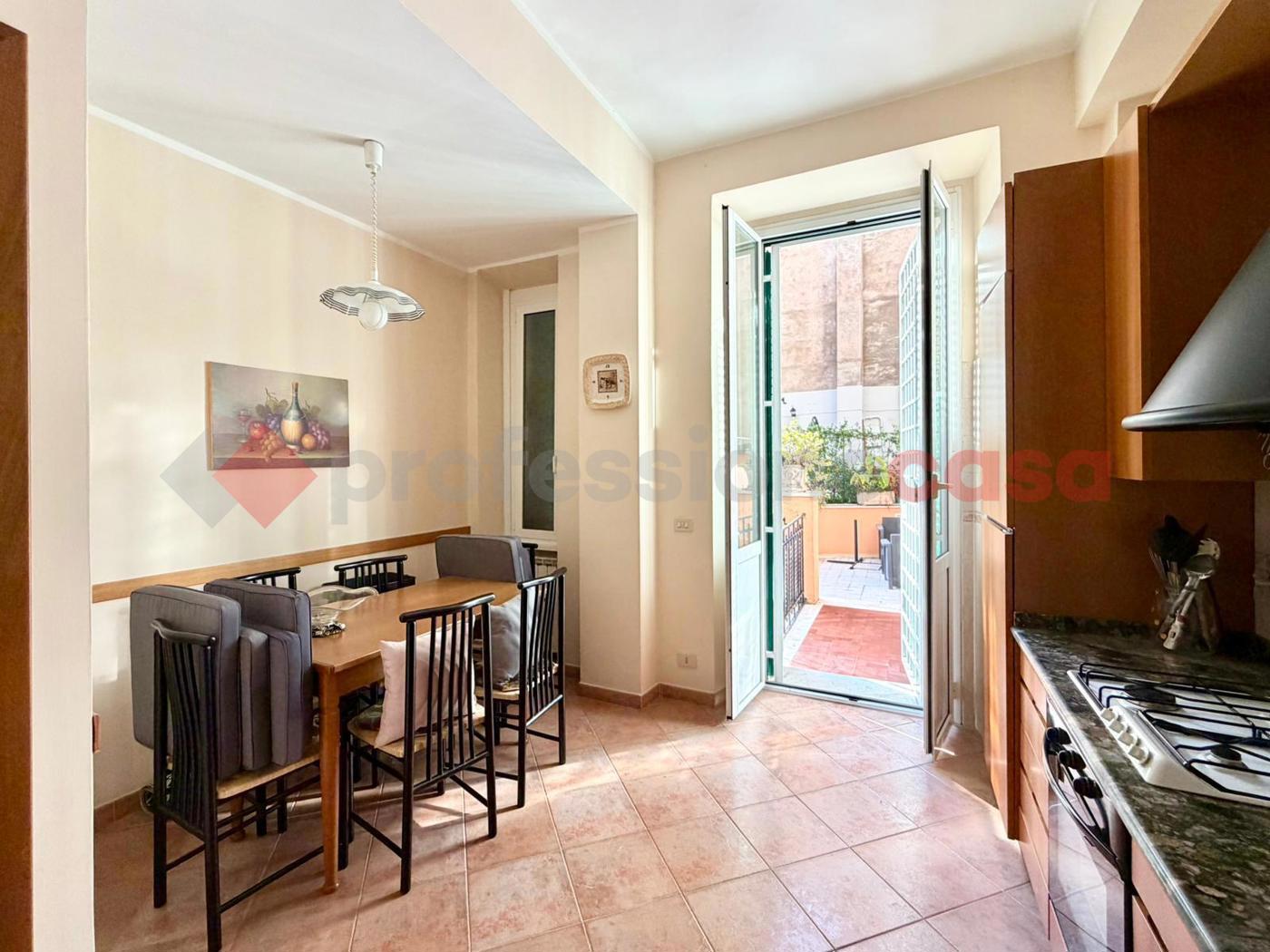 Quadrilocale in vendita a Roma