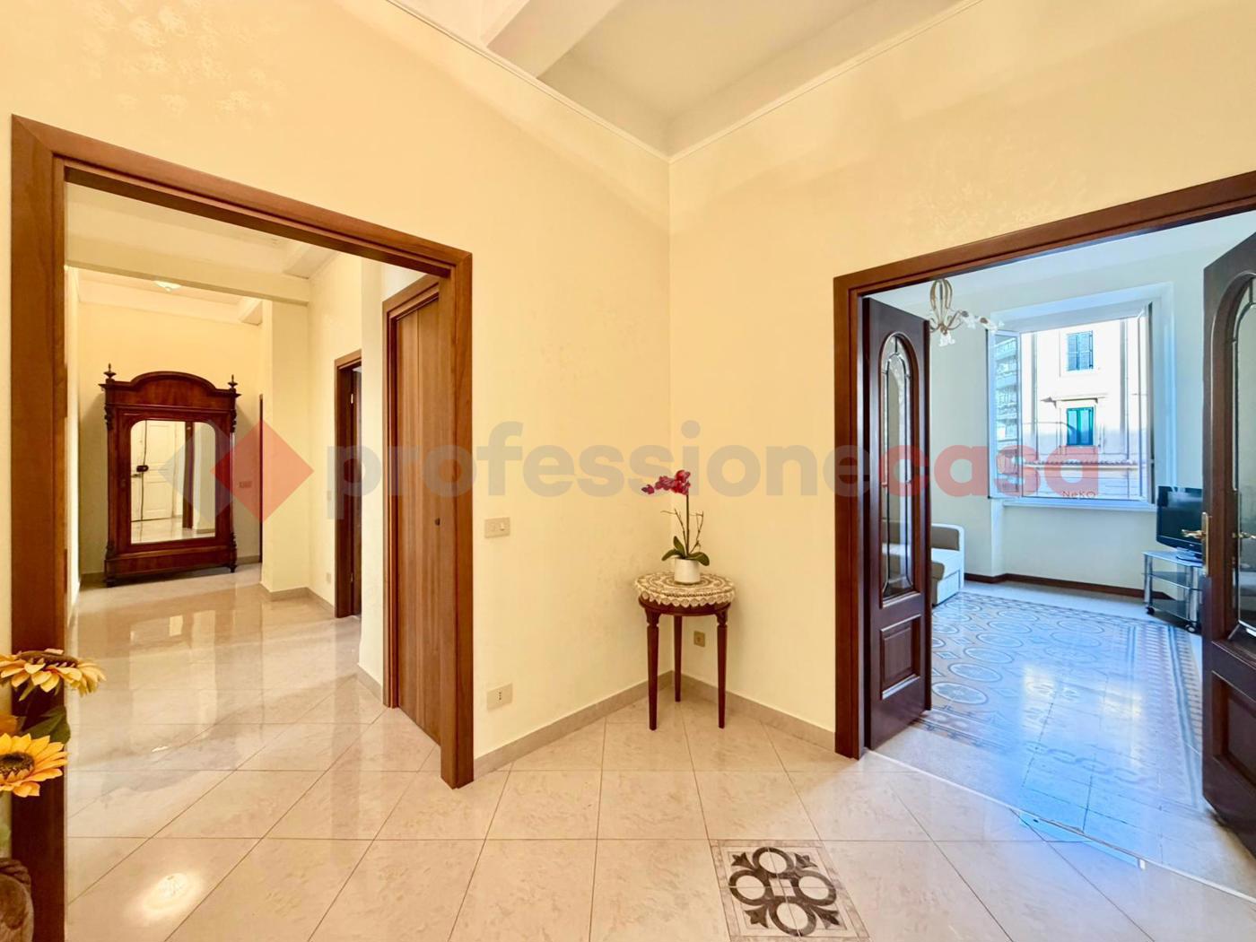 Quadrilocale in vendita a Roma