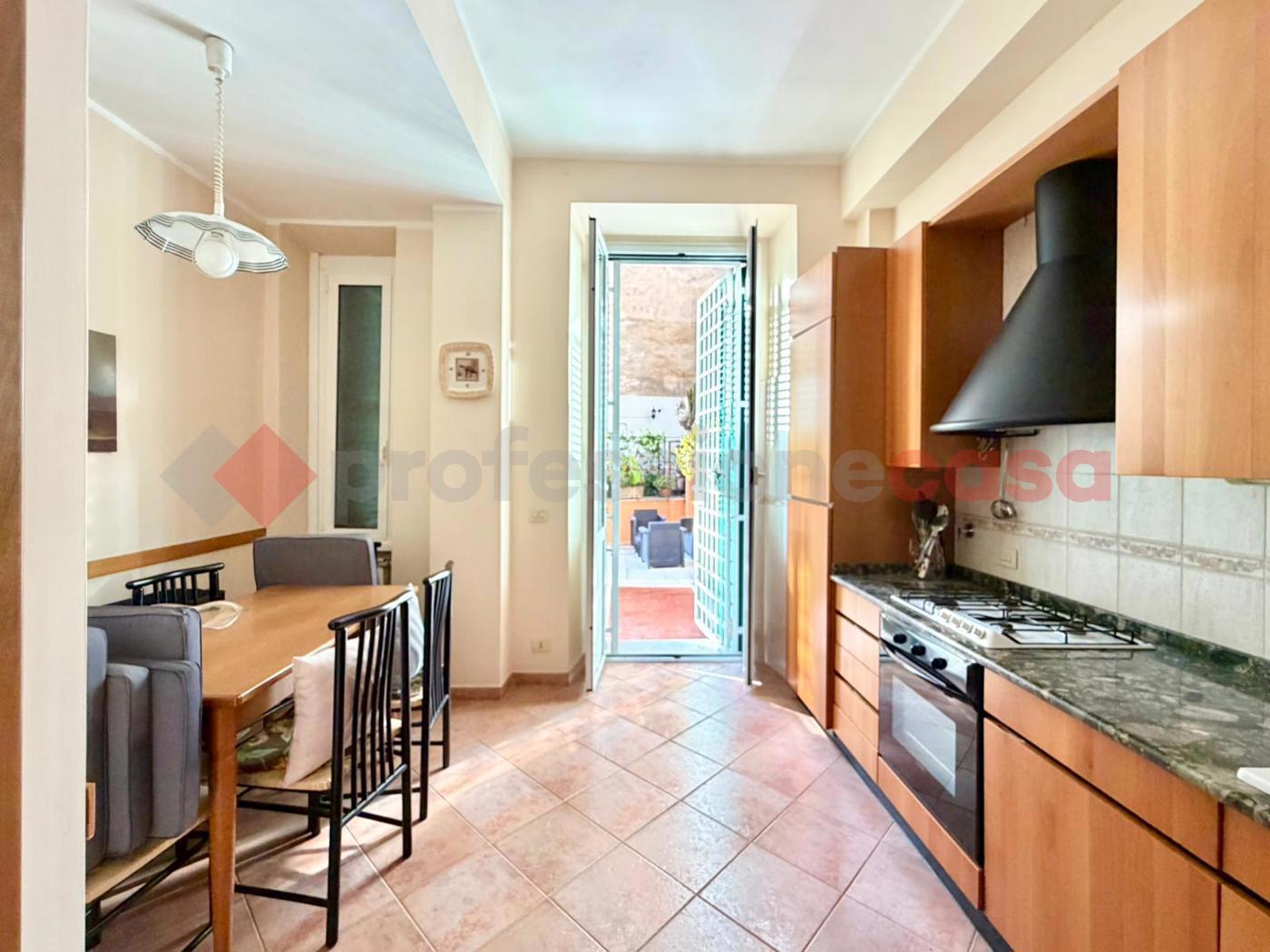 Quadrilocale in vendita a Roma