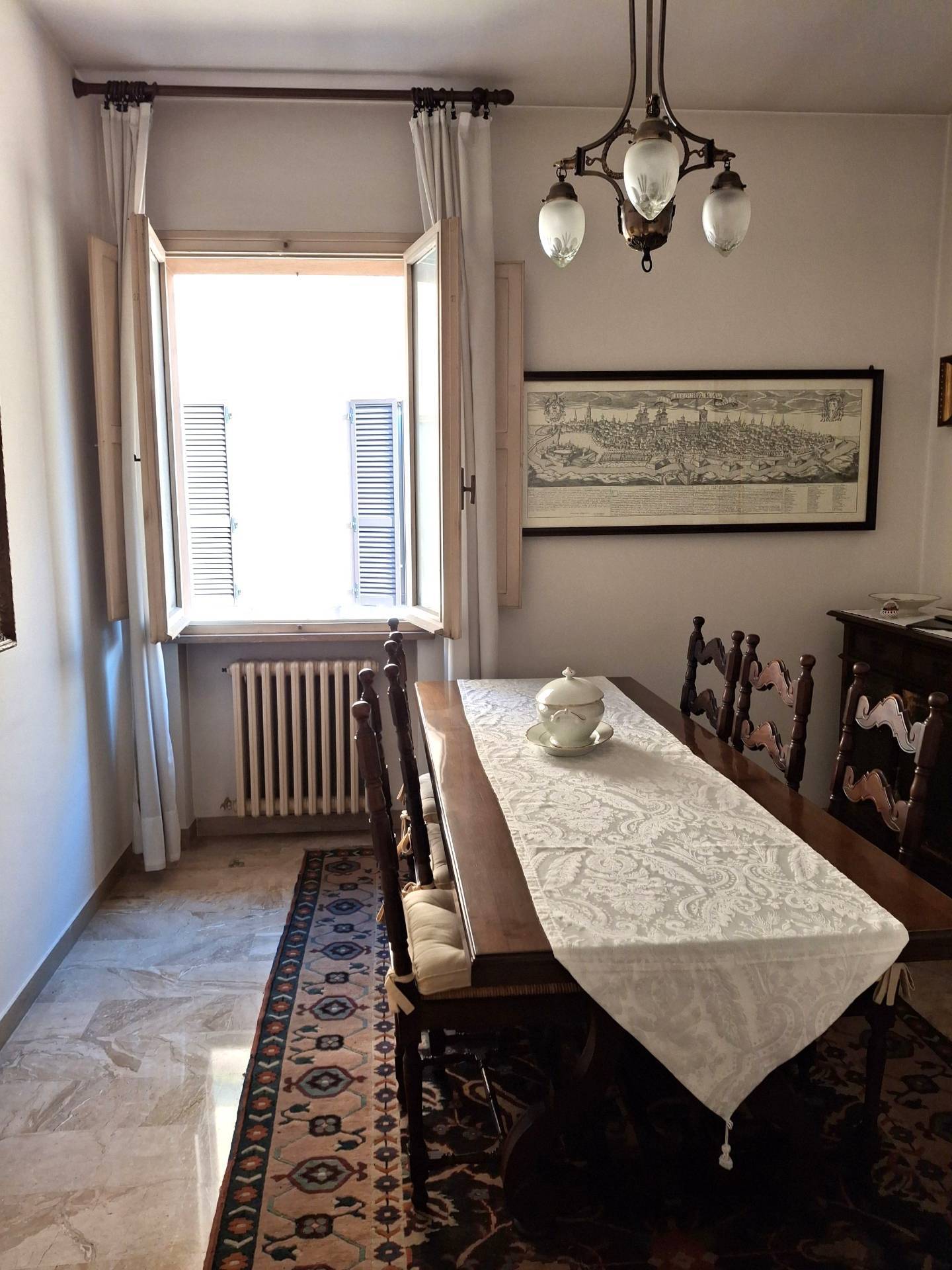 Appartamento in vendita a Ferrara, Entro Mura