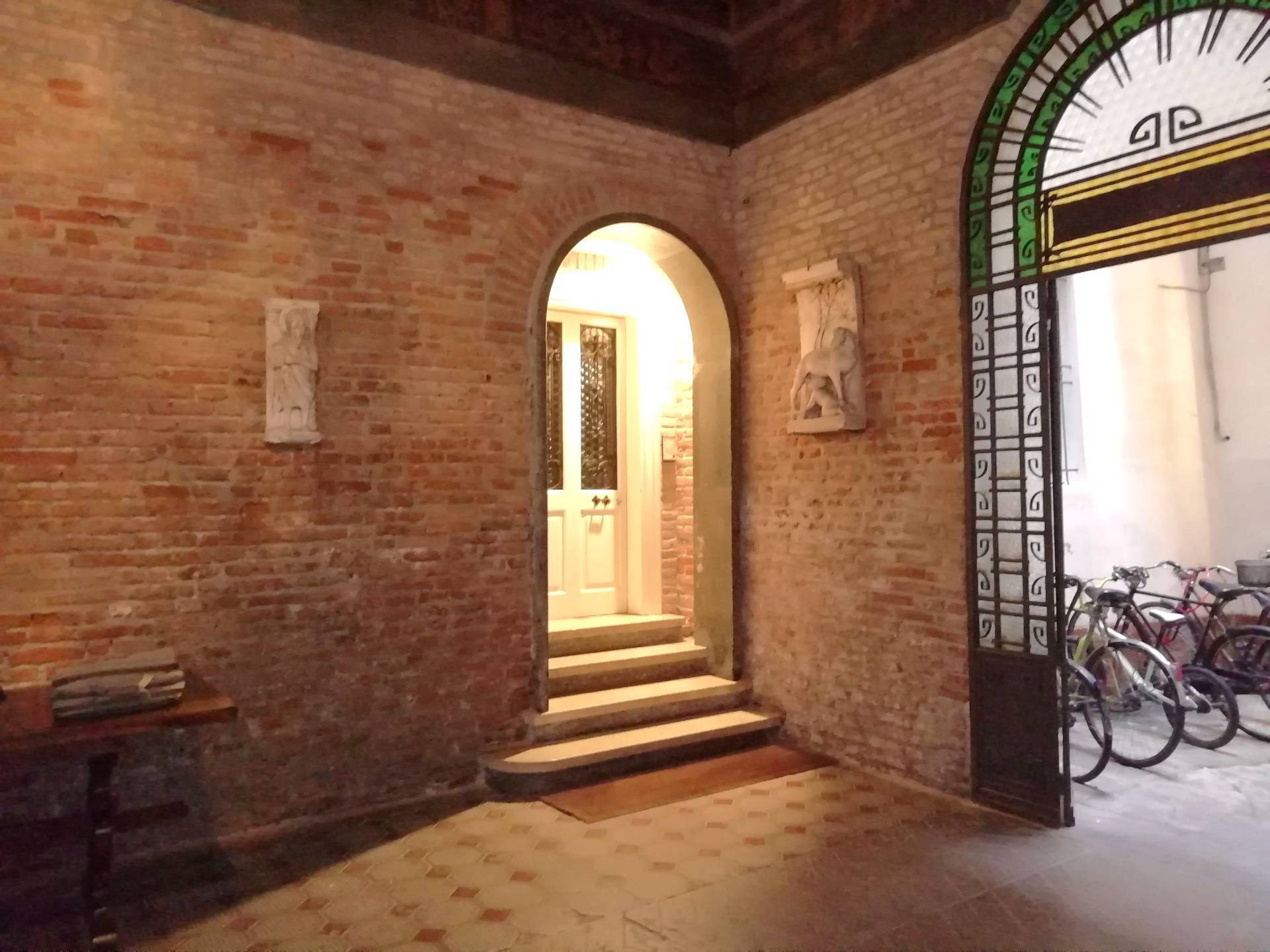 Studio/Ufficio in vendita a Ferrara, Centro storico