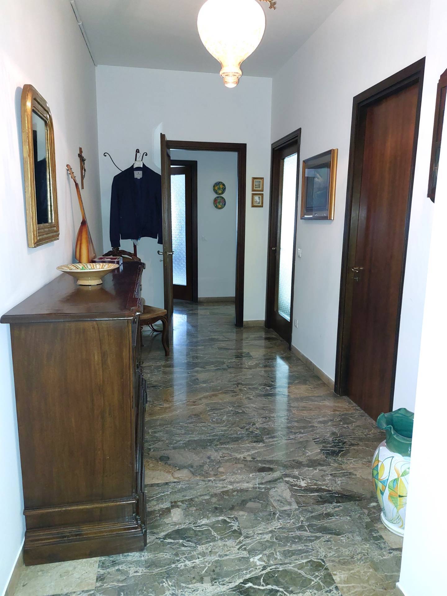Appartamento in vendita a Ferrara, Entro Mura