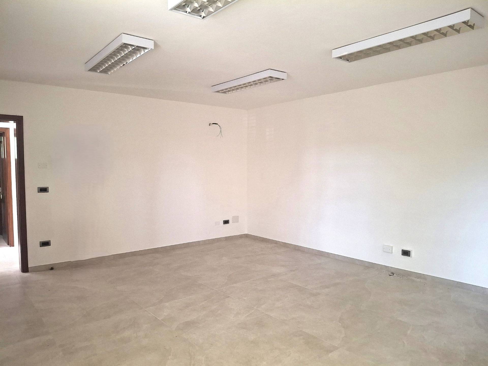 Studio/Ufficio in affitto a Ferrara, Via Bologna