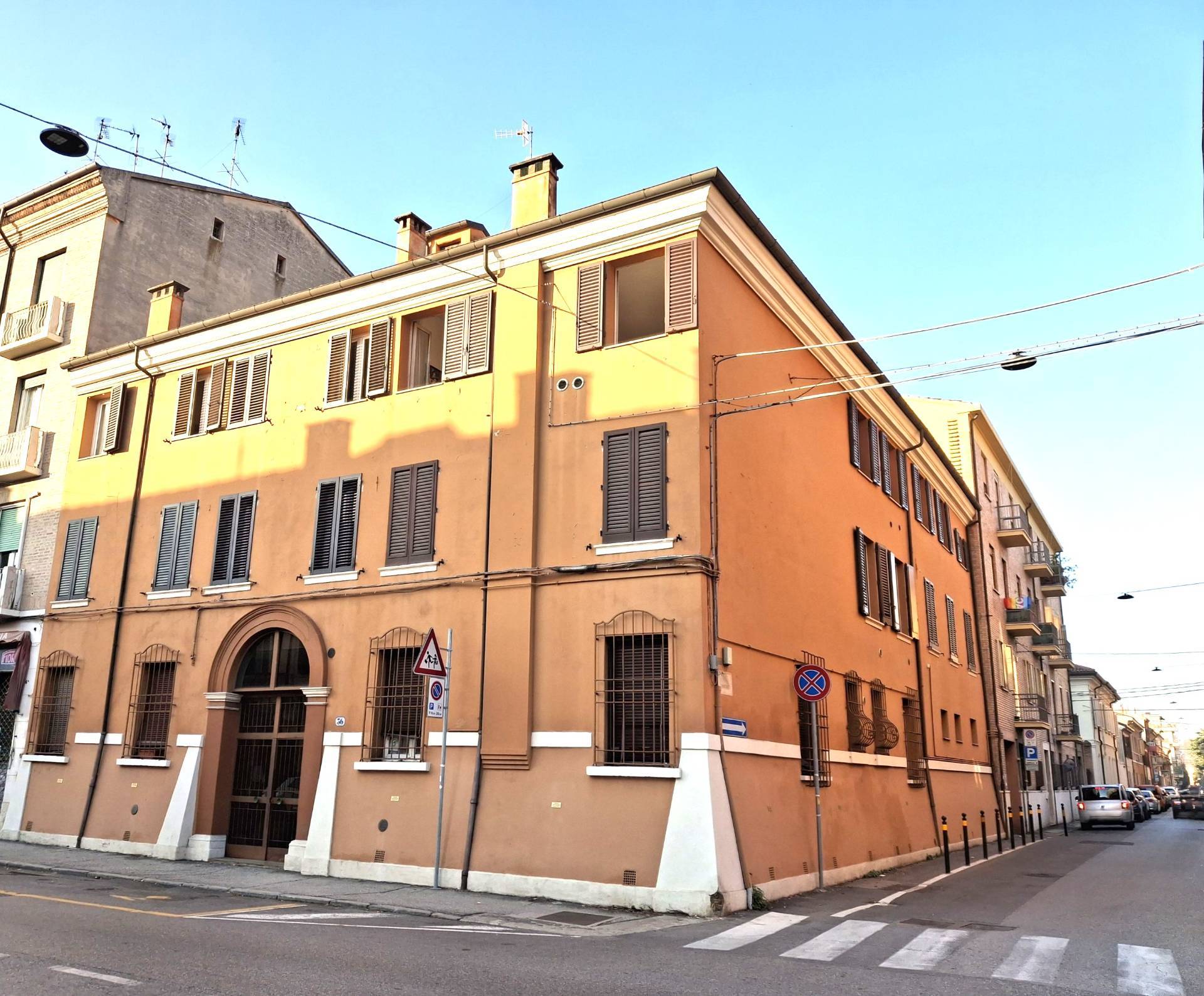 Appartamento in vendita a Ferrara, Entro Mura