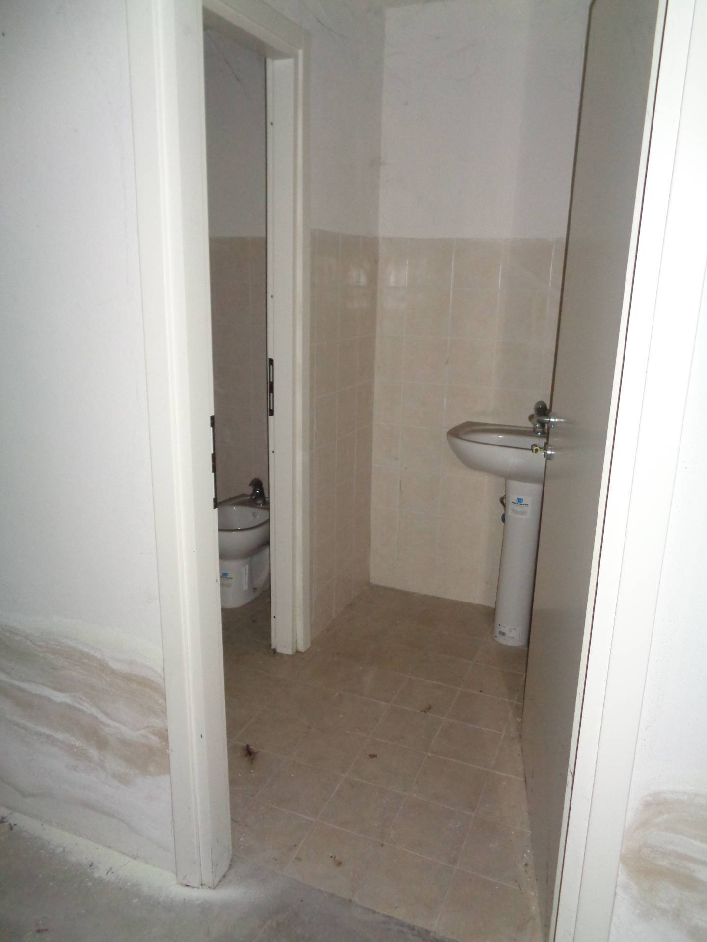 Negozio in affitto a Gambettola, Gambettola