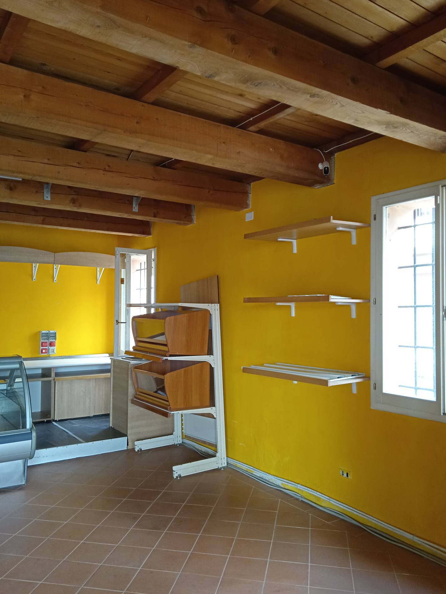 Negozio in affitto a Gambettola, Gambettola