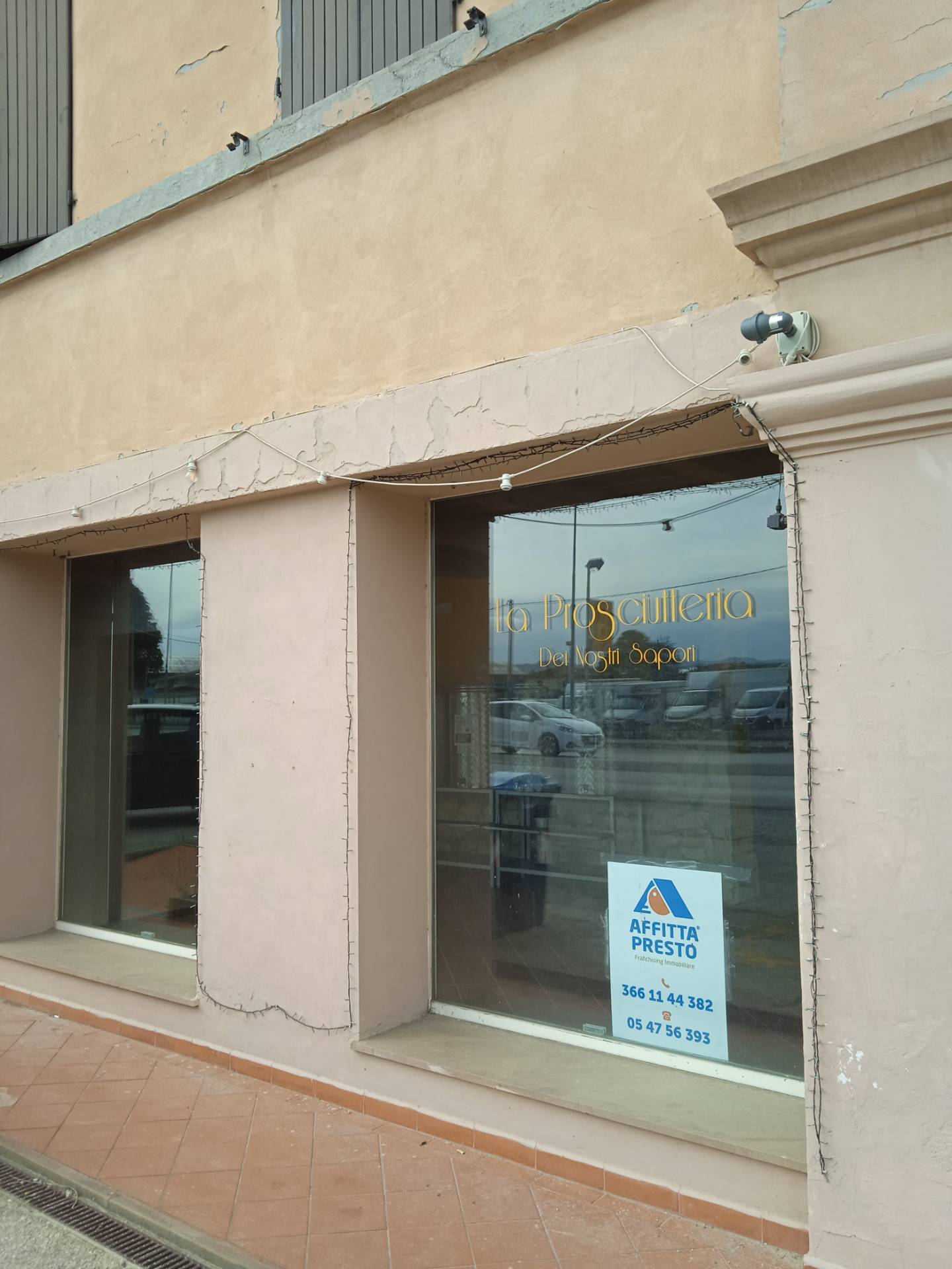 Negozio in affitto a Gambettola, Gambettola