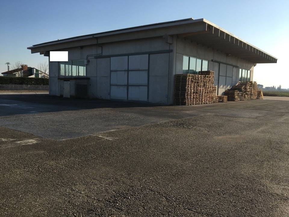 Capannone in affitto a Rimini, Viserba